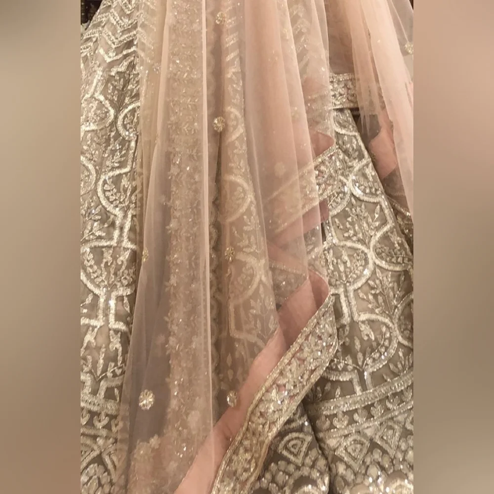 Custom-Made Elegant Cream Lehenga Choli & Jewelry - Picture 3 of 12